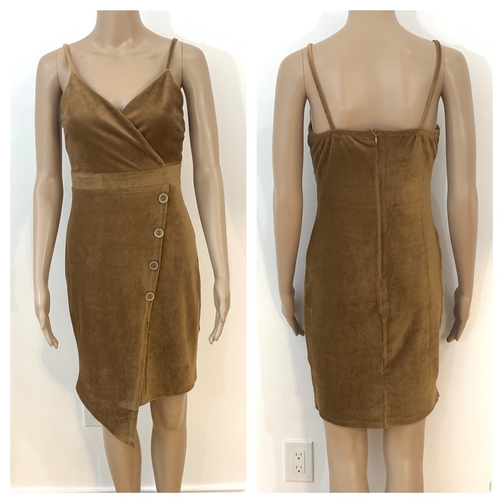 LAST ONE AVAILABLE!! - New Asymmetrical Corduroy Button Up Dress Size Medium